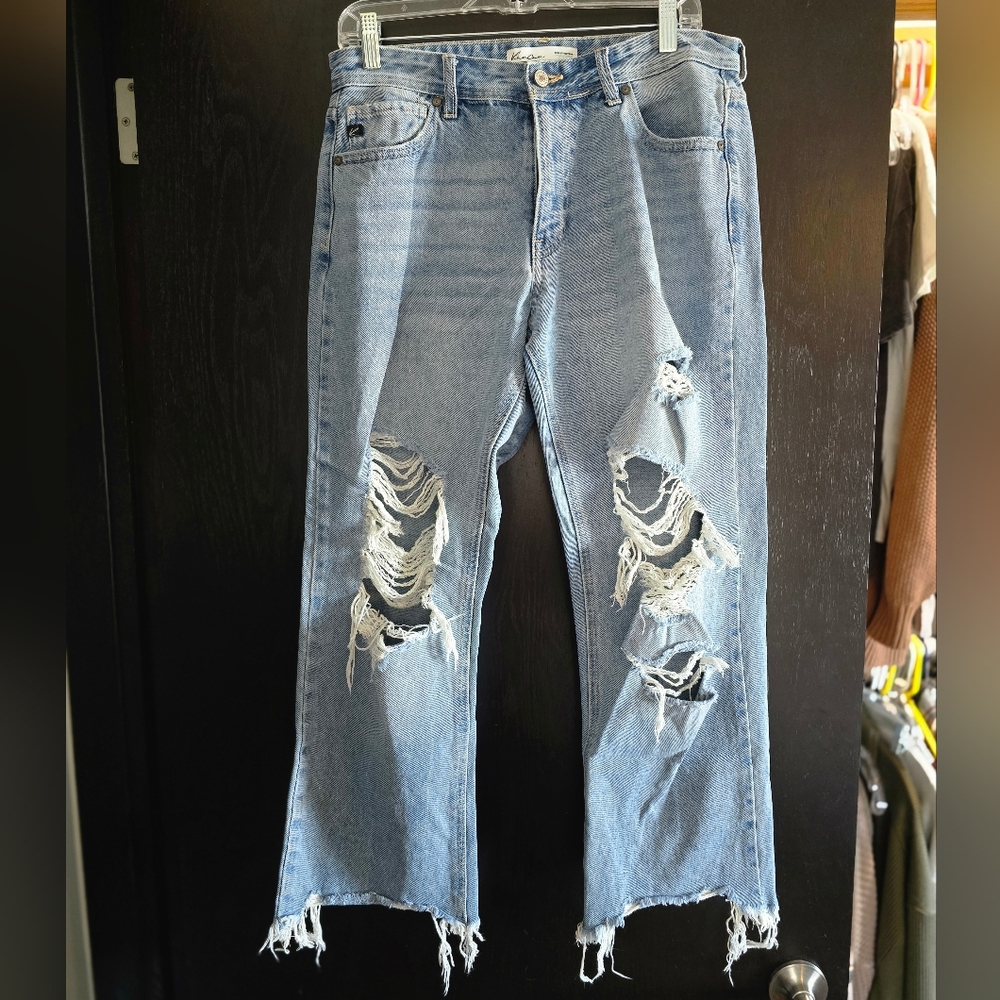KanCan cropped distressed jeans